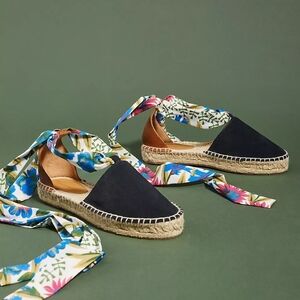 Floral Ribbon Espadrilles - Black‎ and Brown